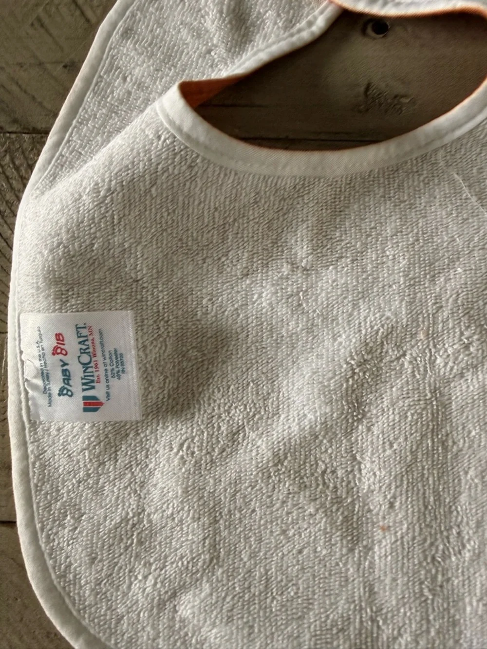 Texas Longhorns Baby Bib - Burnt Orange with White Longhorn Logo NEW